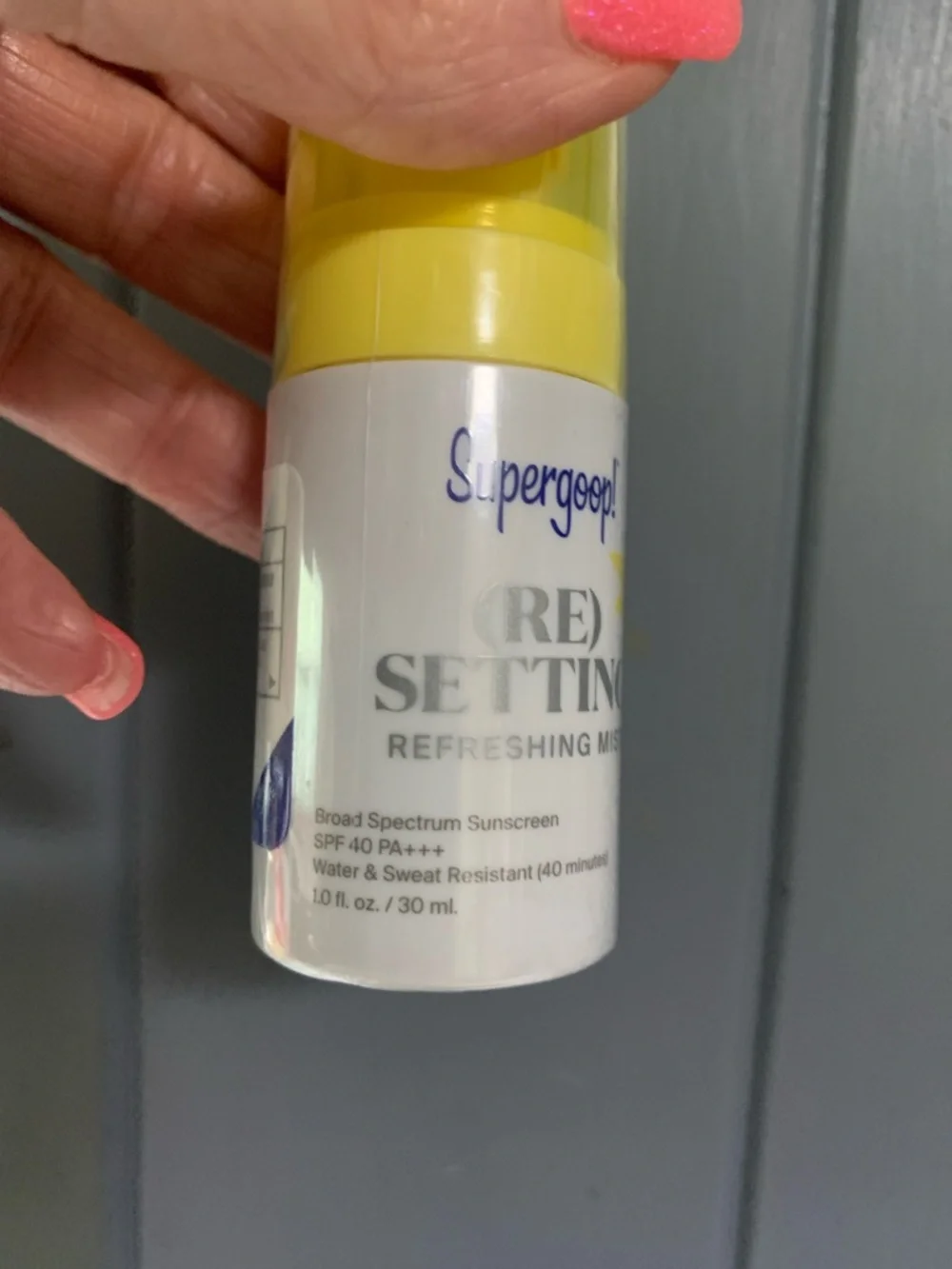 Supergoop! Yellow & White (RE)SETTING Refreshing Mist Sunscreen